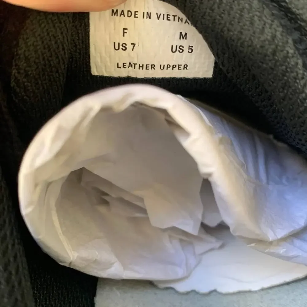 Everlane new tread